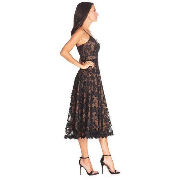 Dress the Population Women's Tahani Plunge
Neckline Fit and Flare Midi Dress - Picture 2 of 11